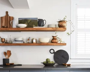 کاربرد شلف دیواری در دکوراسیون داخلی خانه